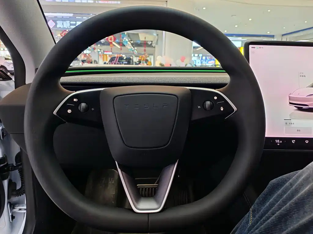 Model 3 2025 rear-wheel drive version купить на сайте DeffCars