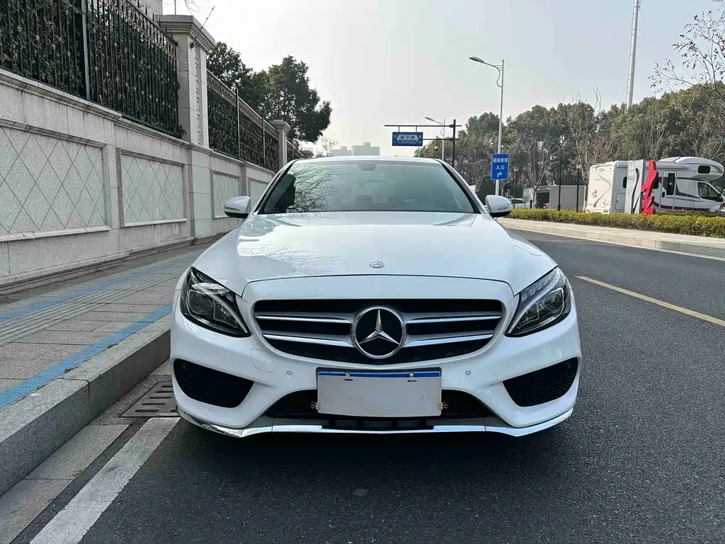 Mercedes-Benz C-Class 2015 facelift C 180 L sporty купить на сайте DeffCars