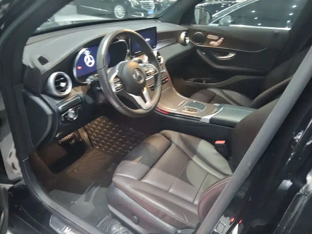 Mercedes-Benz GLC 2022 facelift GLC 300 L 4MATIC dynamic купить на сайте DeffCars