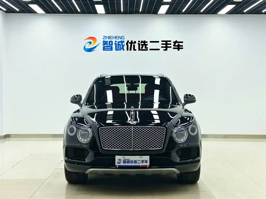 Bentayga 2016 6.0T Standard Edition купить на сайте DeffCars