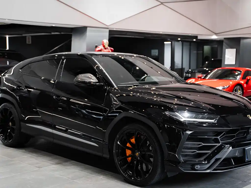 Urus 2021款 4.0T V8 купить на сайте DeffCars