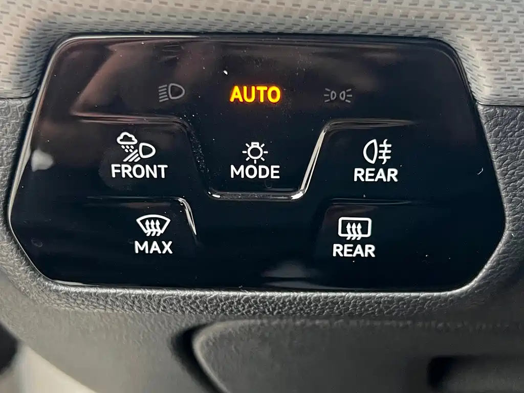 Lingdu 2023 Lingdu L 280TSI DSG Hot Edition купить на сайте DeffCars