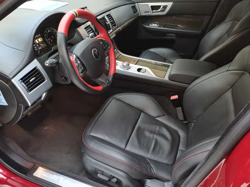 Jaguar XF 2015 3.0 SC R-Sport Luxury Edition купить на сайте DeffCars