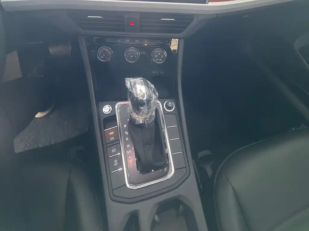 Bora 2026 200TSI DSG Yuexing Navigation Edition купить на сайте DeffCars