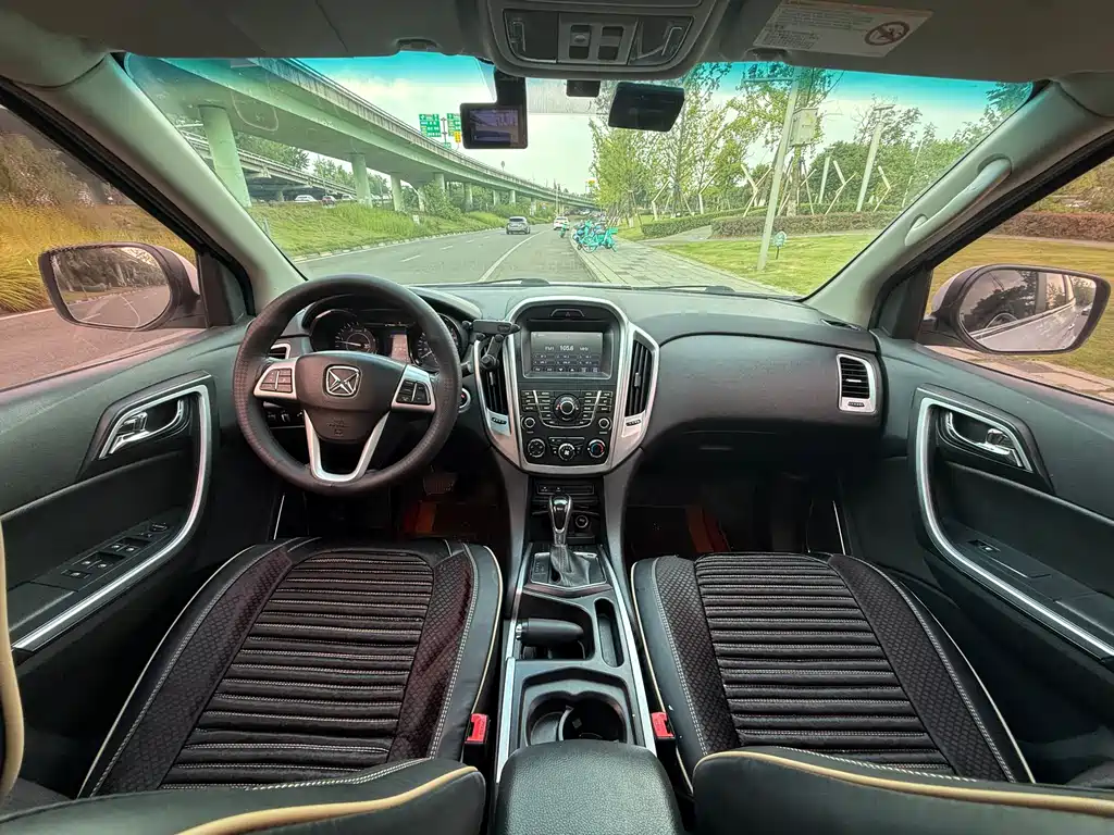 Yusheng S350 2013 2.4T Automatic 4WD Diesel Ultra Deluxe Edition 5-seater купить на сайте DeffCars