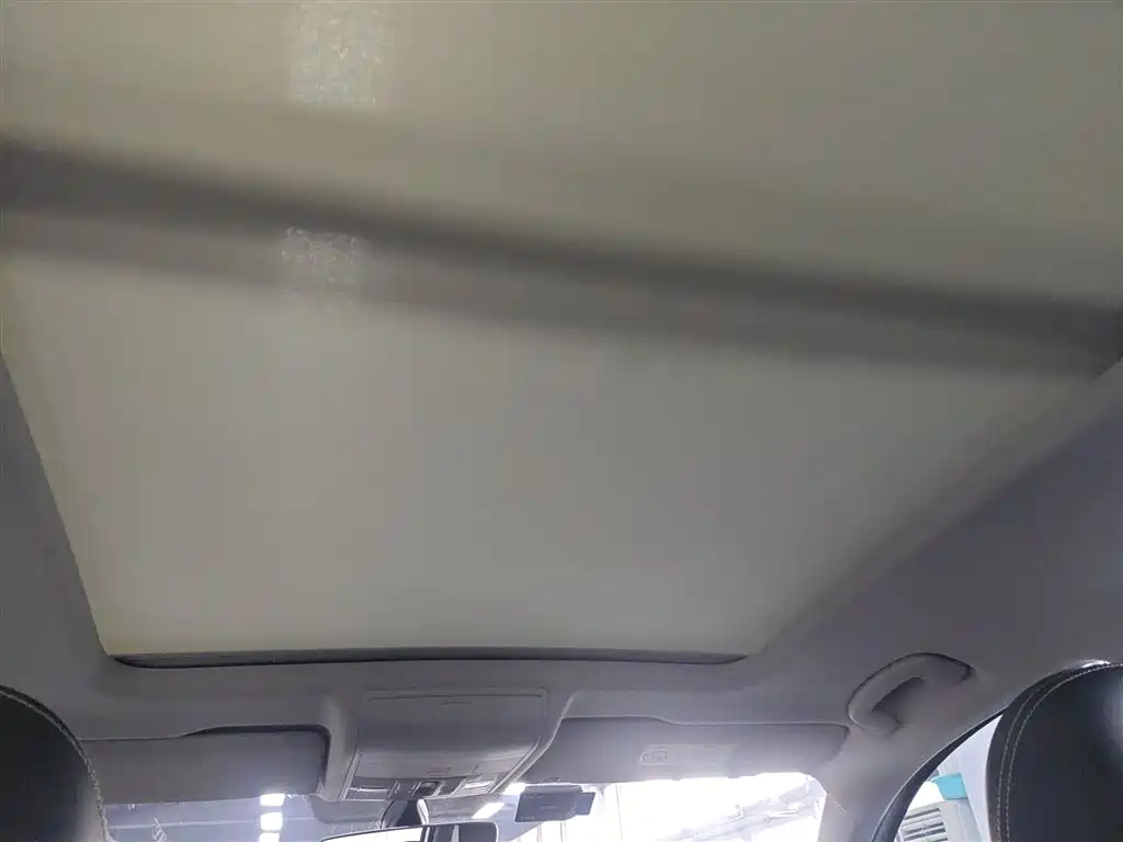 Tiguan L 2021 330TSI automatic two-wheel drive R-Line version купить на сайте DeffCars