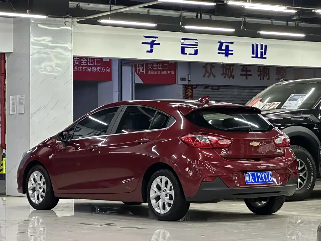 Cruze 2017 1.5L hatchback automatic front version купить на сайте DeffCars