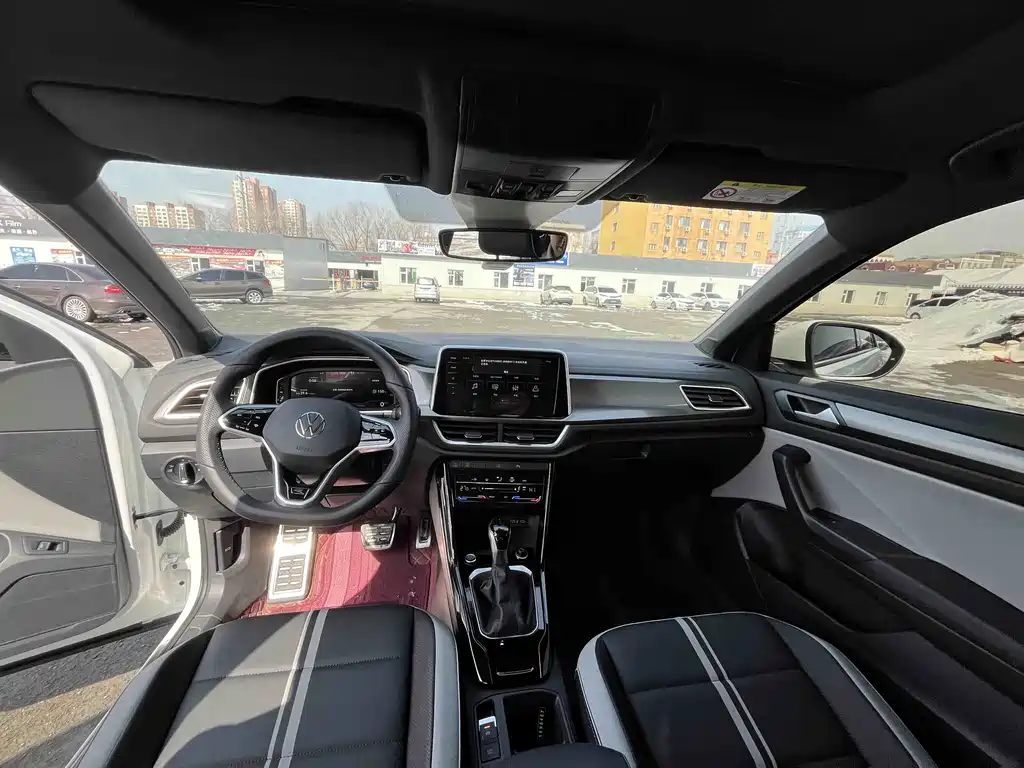 T-ROC 2024 300TSI DSG two-wheel drive Chenguang version купить на сайте DeffCars