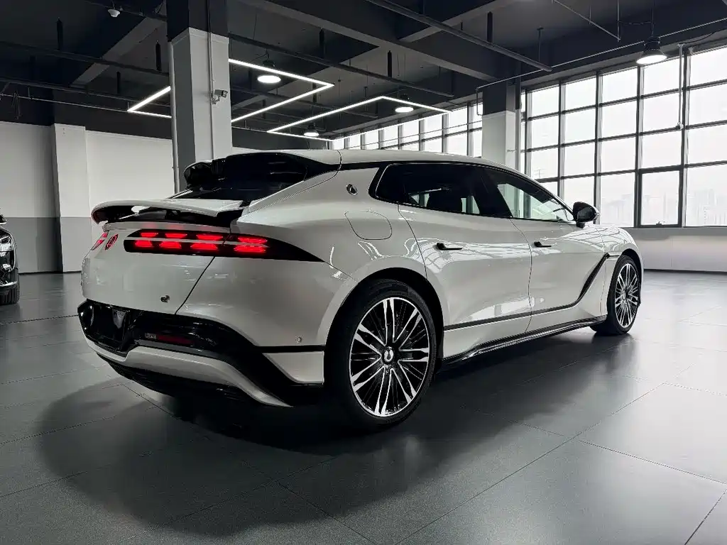 Denza Z9GT 2024 1100 four-wheel drive Ultra version купить на сайте DeffCars