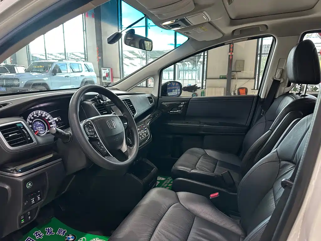 Odyssey 2018 2.4L Deluxe Edition купить на сайте DeffCars