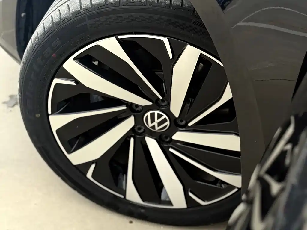 Passat 2022 330TSI Starry Sky Deluxe Edition купить на сайте DeffCars