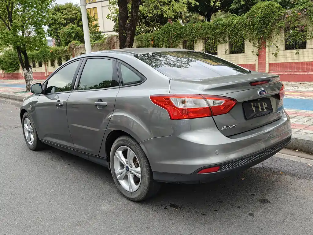 Focus 2012 sedan 1.6L automatic fashion model купить на сайте DeffCars
