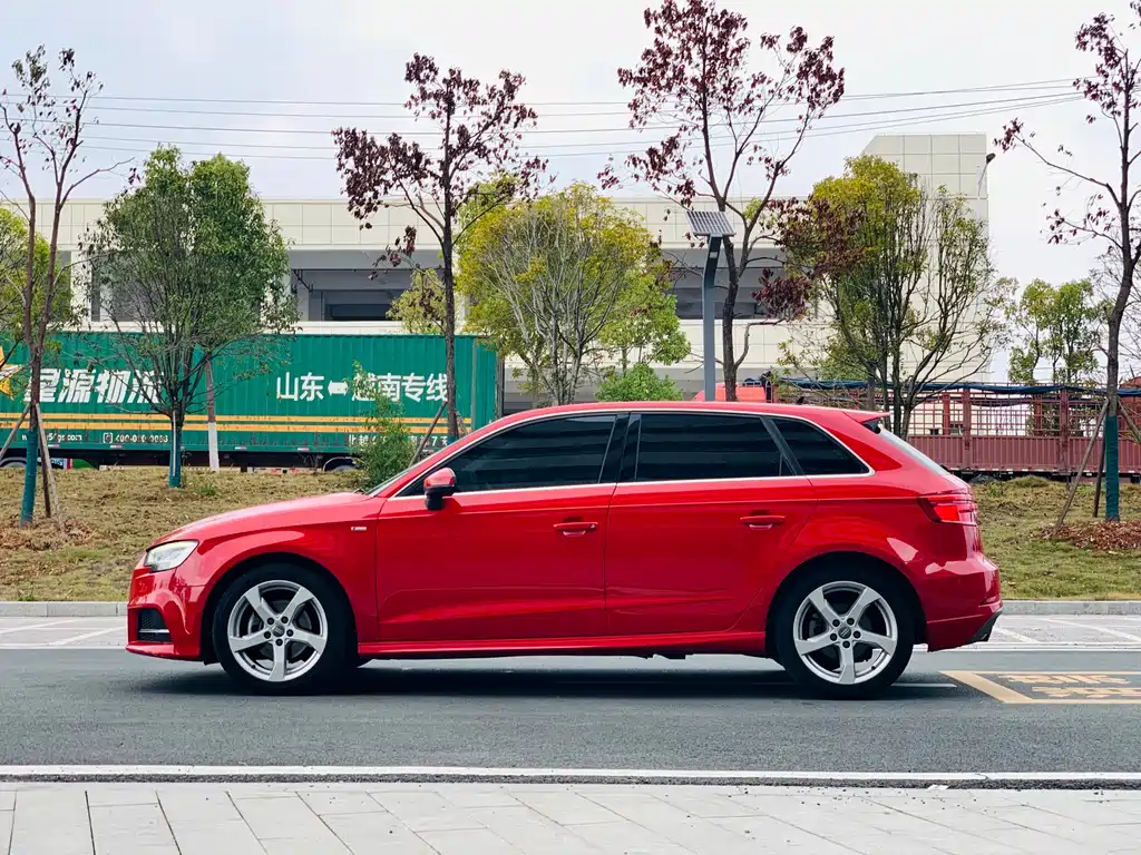 Audi A3 2020 Sportback 35 TFSI Fashion Type National VI купить на сайте DeffCars