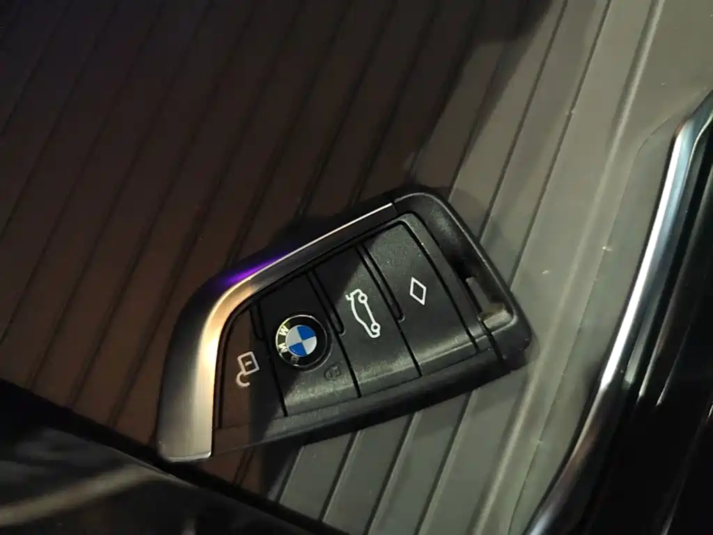 BMW X3 2023 Facelift xDrive30i Leading M Night Package купить на сайте DeffCars