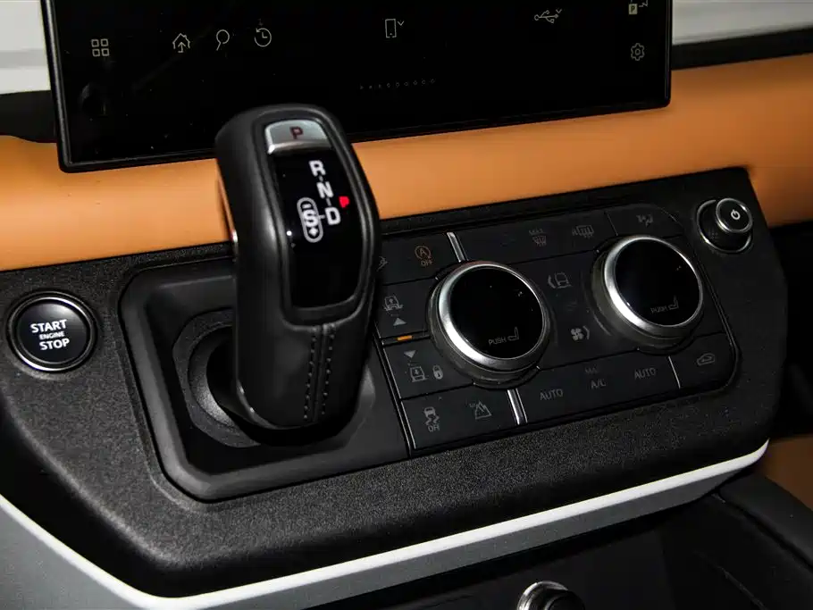 Land Rover Defender 2023 facelift 110 3.0T P400 Dark Special Edition купить на сайте DeffCars