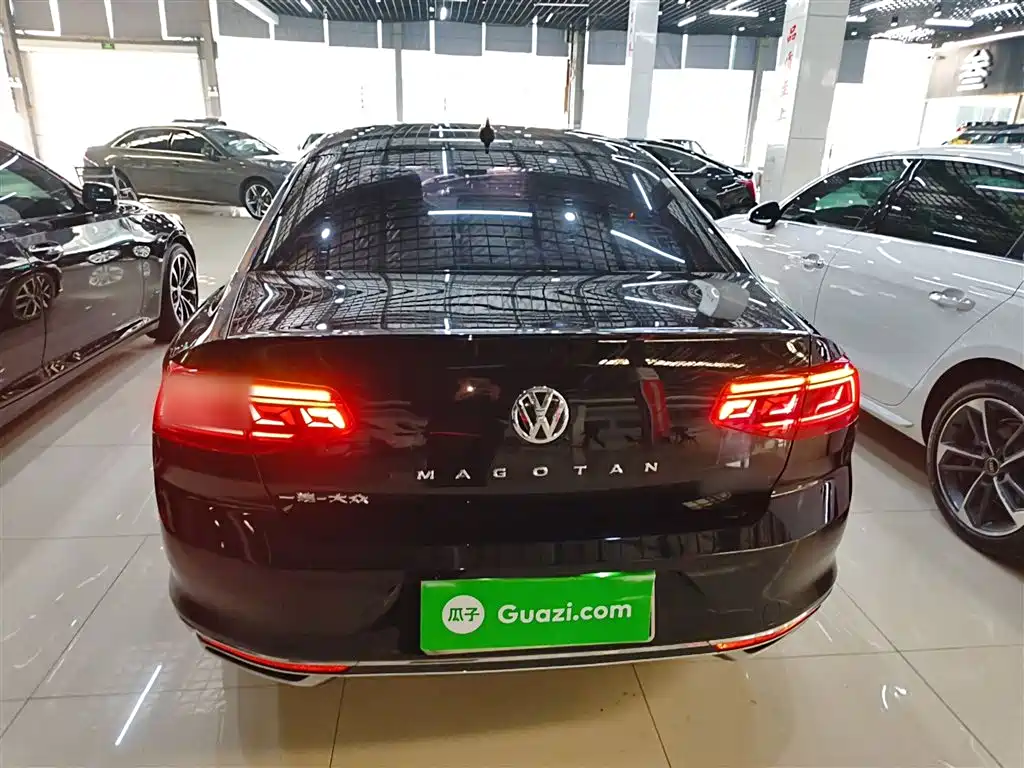Magotan 2020 330TSI DSG leading model купить на сайте DeffCars