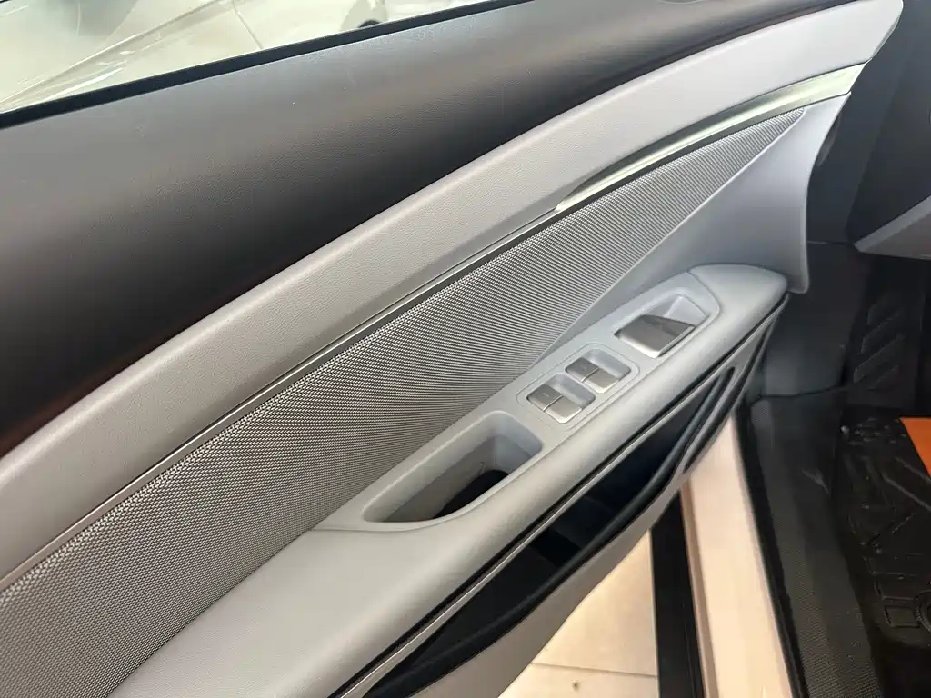 Xpeng MONA M03 2024 model 620 ultra long battery life купить на сайте DeffCars