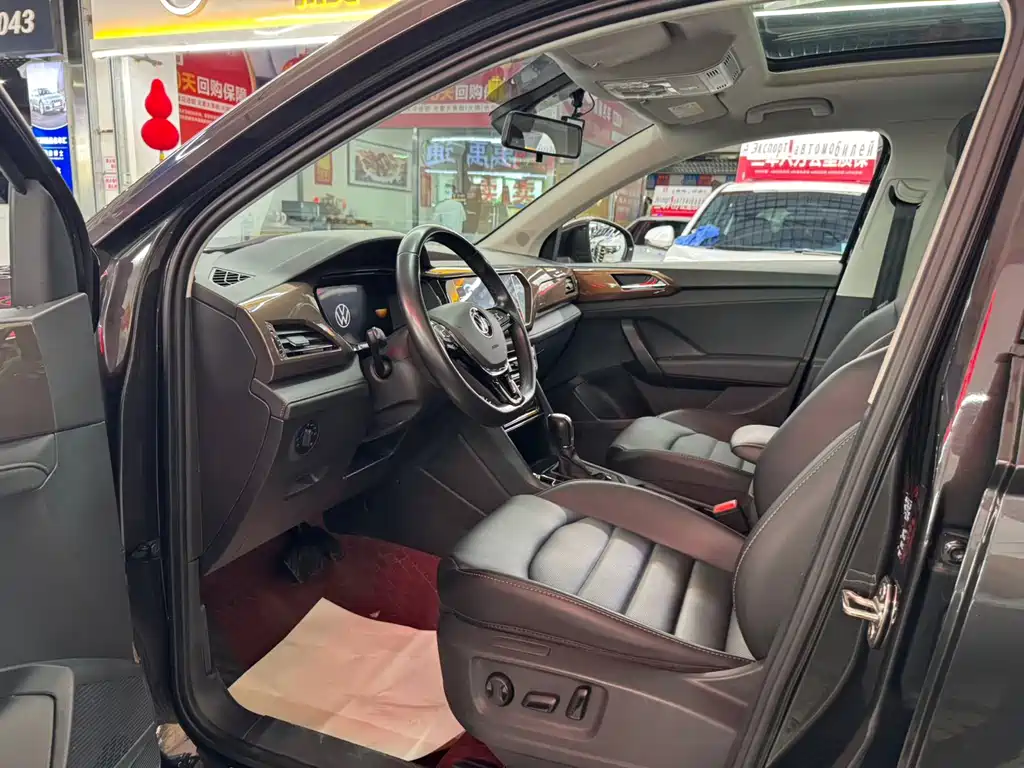 Tharu 2022 280TSI 2WD Deluxe Edition купить на сайте DeffCars
