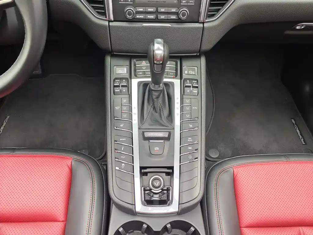Macan 2017 Macan S 3.0T купить на сайте DeffCars