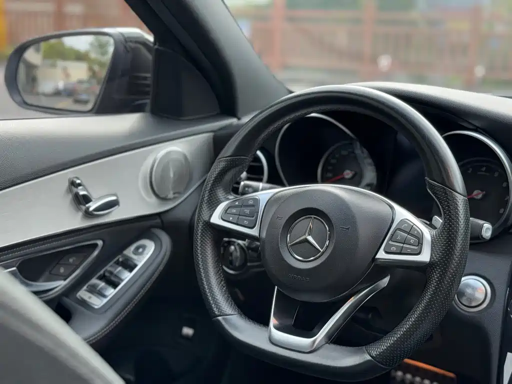 Mercedes C-Class 2015 C 200 Sports Edition купить на сайте DeffCars