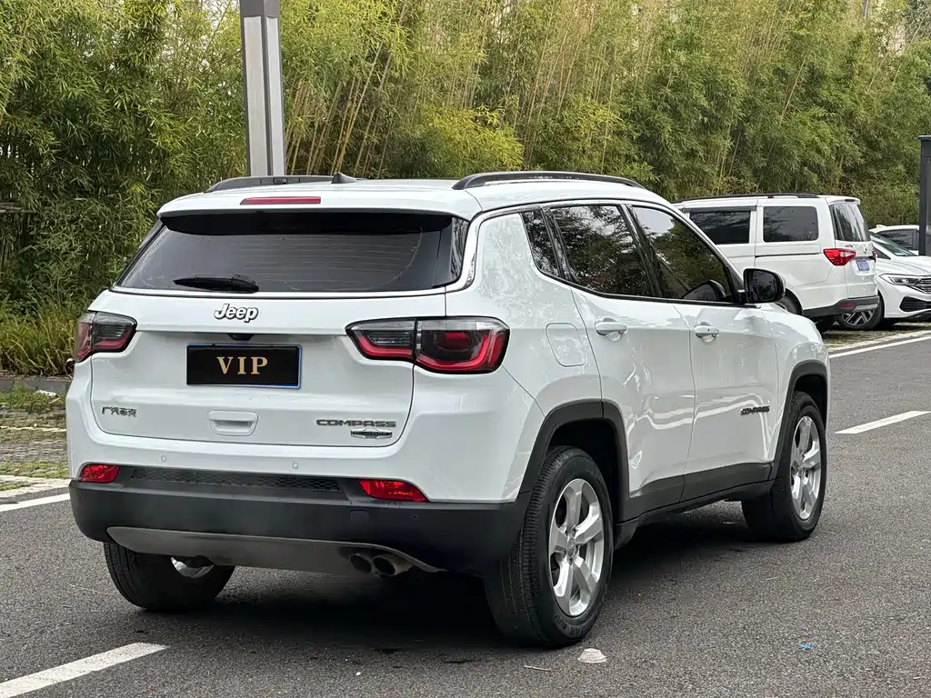 Compass 2017 200T Automatic Home Edition купить на сайте DeffCars