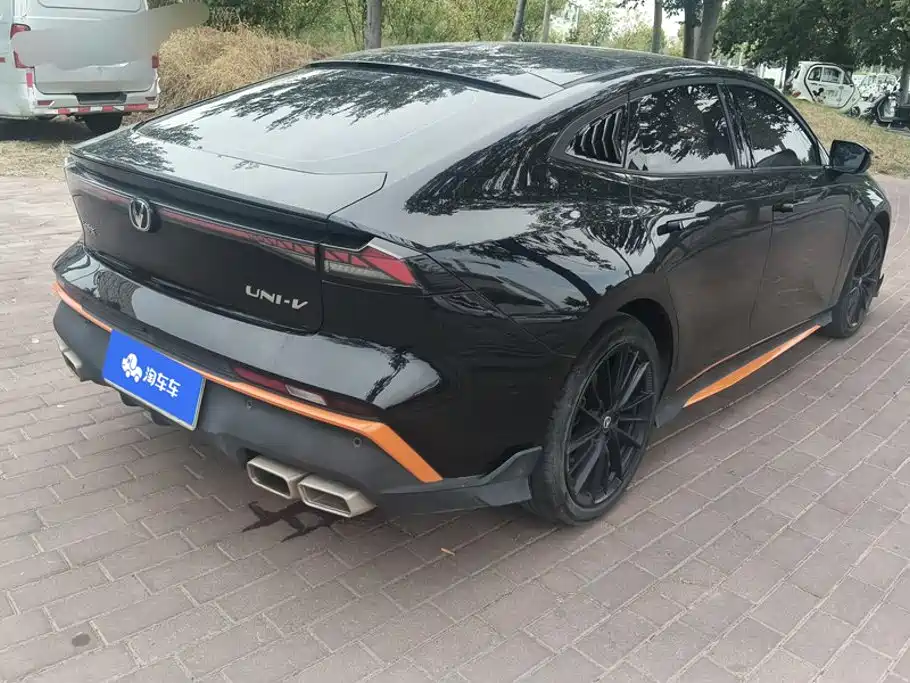 Changan UNI-V 2024 1.5T noble sports model купить на сайте DeffCars