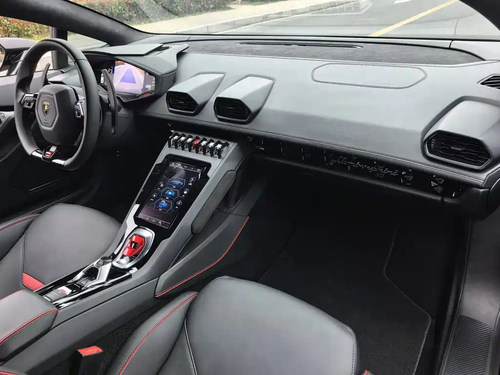 Huracán 2020 Huracán EVO RWD купить на сайте DeffCars