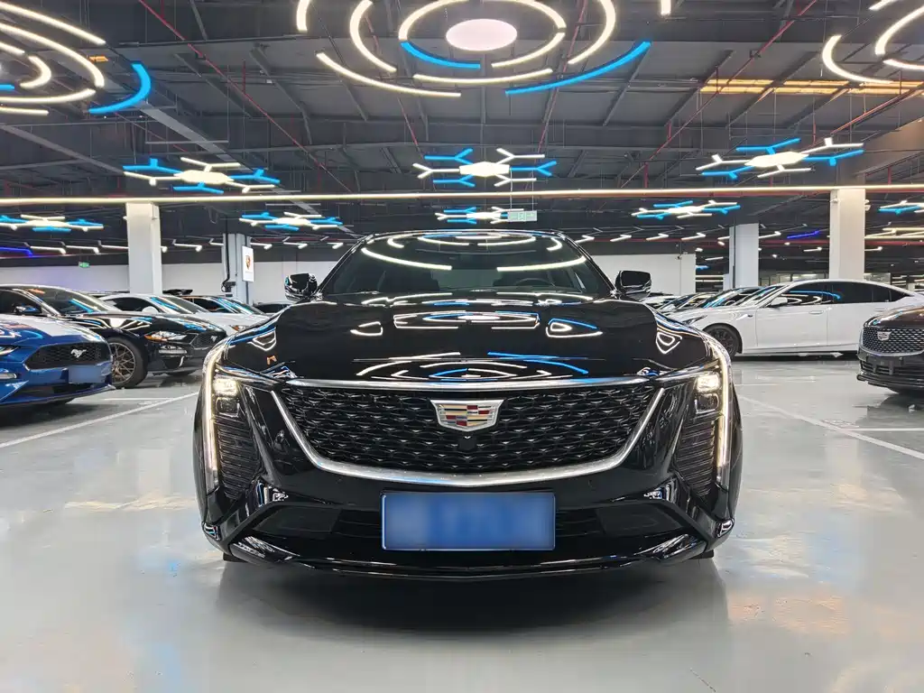 Cadillac CT5 2023 28T Platinum Type купить на сайте DeffCars