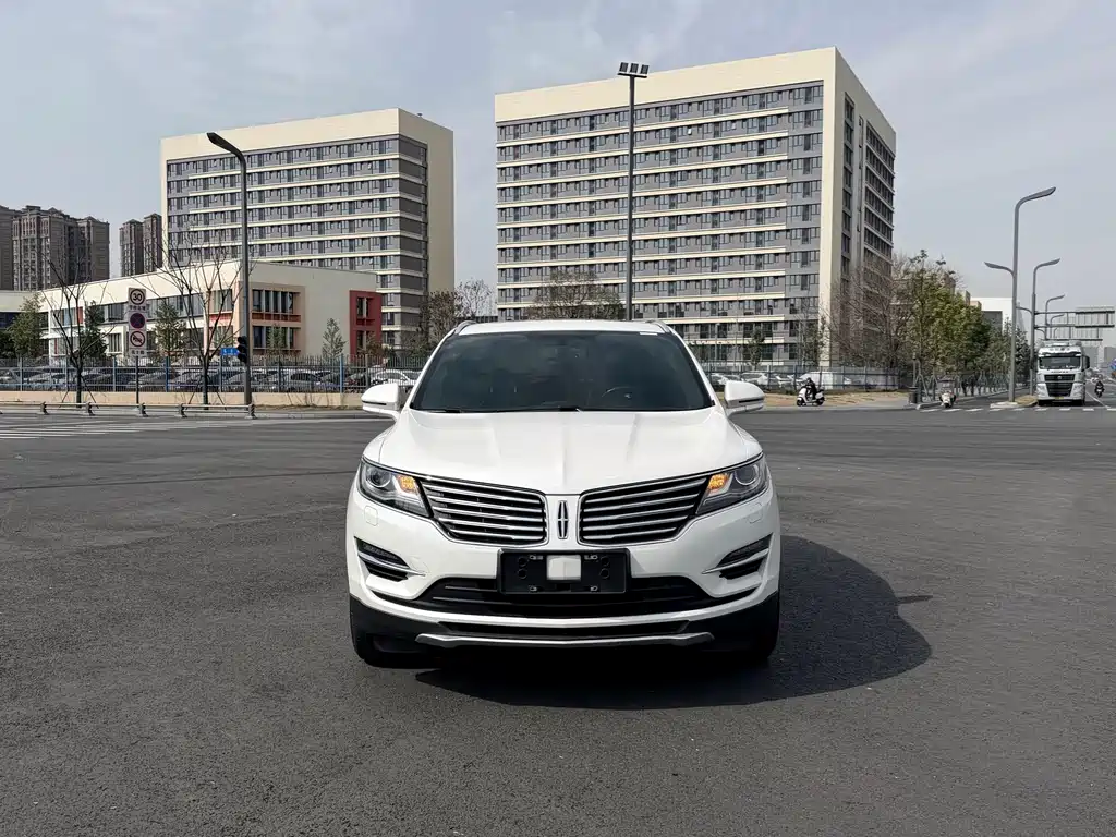 Lincoln MKC 2017 2.0T 2WD Exclusive Edition купить на сайте DeffCars
