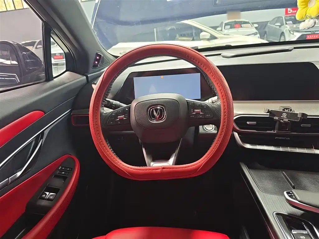 Changan UNI-T 2020 1.5T premium model купить на сайте DeffCars