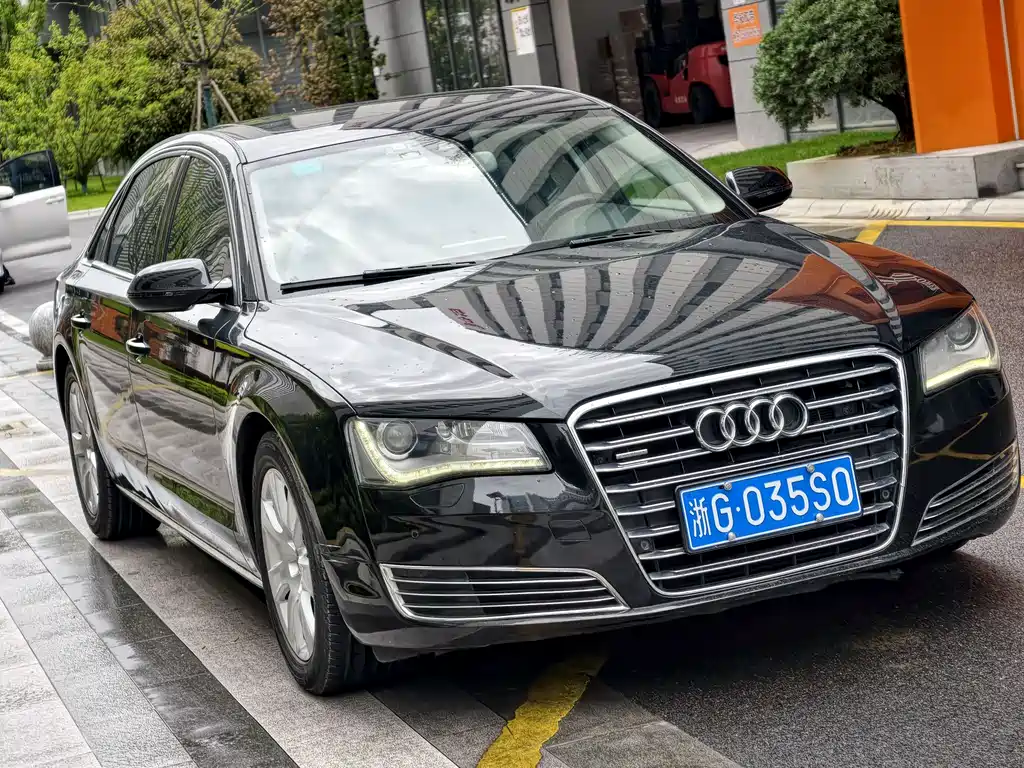 Audi A8 2012 A8L 45 TFSI quattro comfort type купить на сайте DeffCars