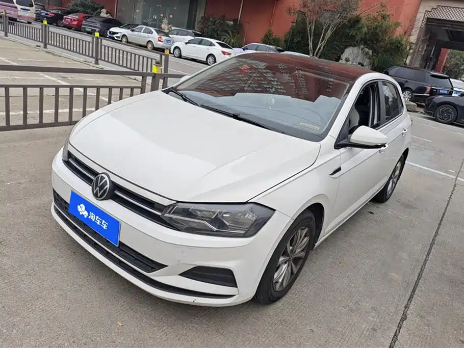 Polo 2021 Plus 1.5L Automatic Colorful Technology Edition купить на сайте DeffCars