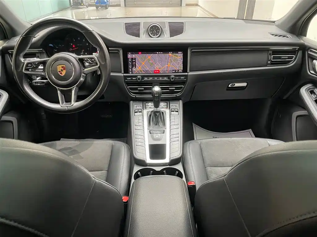 Macan 2021 Macan 2.0T купить на сайте DeffCars