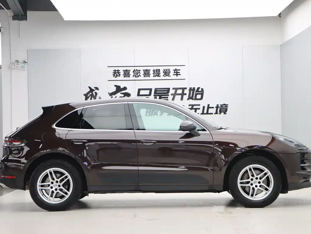 Macan 2020 Macan 2.0T купить на сайте DeffCars