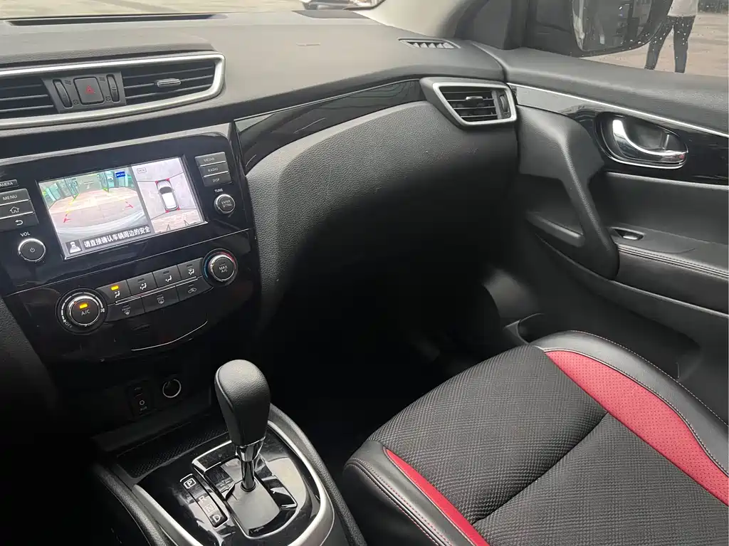 Qashqai 2017 2.0L CVT Deluxe Edition National V купить на сайте DeffCars