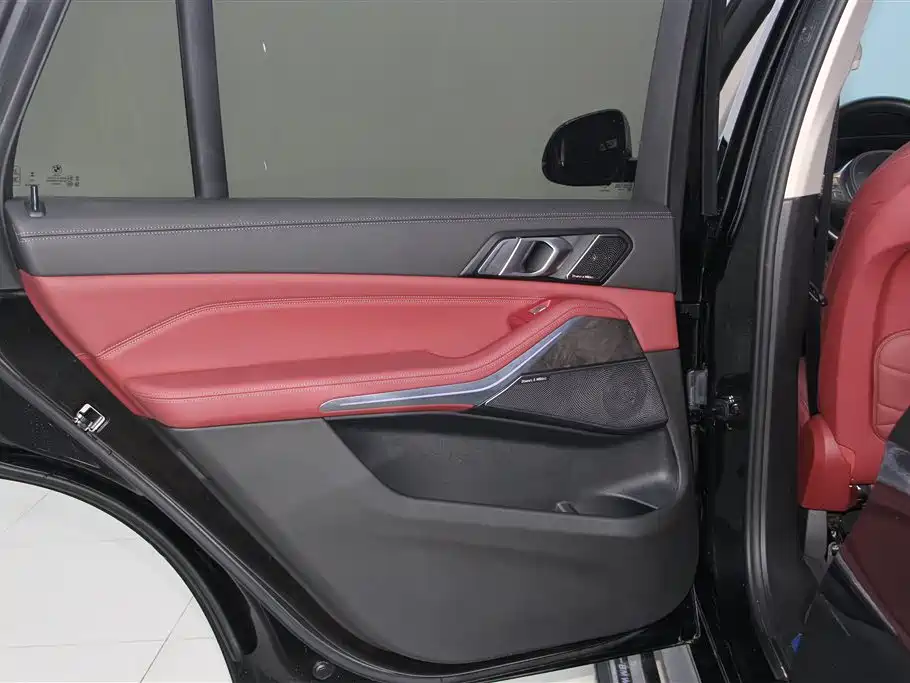 BMW X5 2022 facelift xDrive 30Li exclusive M sports package купить на сайте DeffCars