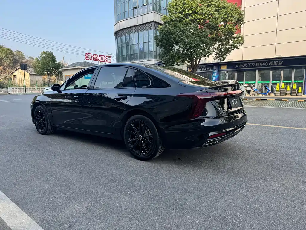 Hongqi H5 2025 1.5T DCT Xuanying Edition купить на сайте DeffCars