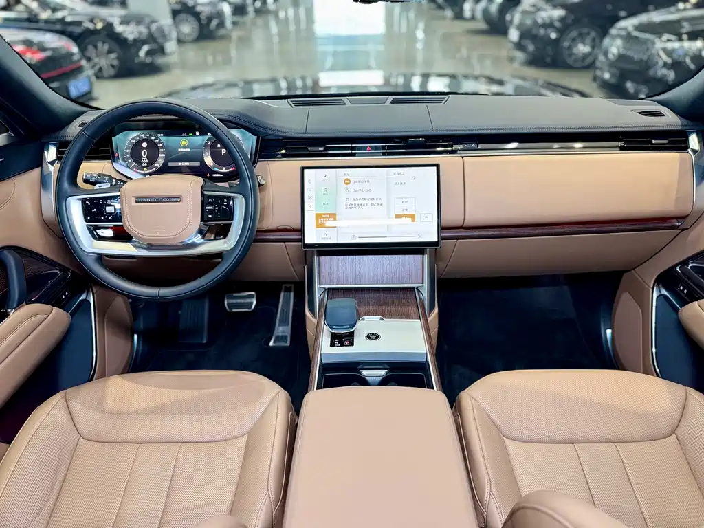 Range Rover 2024 3.0 L6 400PS Extended Edition, seven seats купить на сайте DeffCars