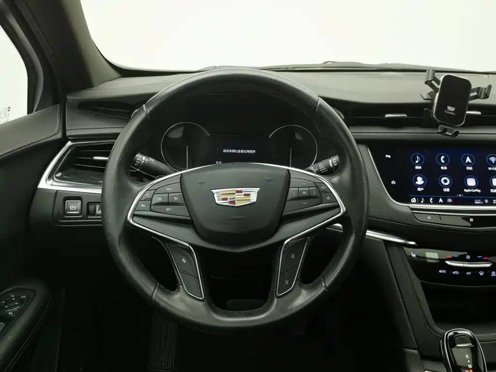 Cadillac XT5 2020 28T luxury model купить на сайте DeffCars