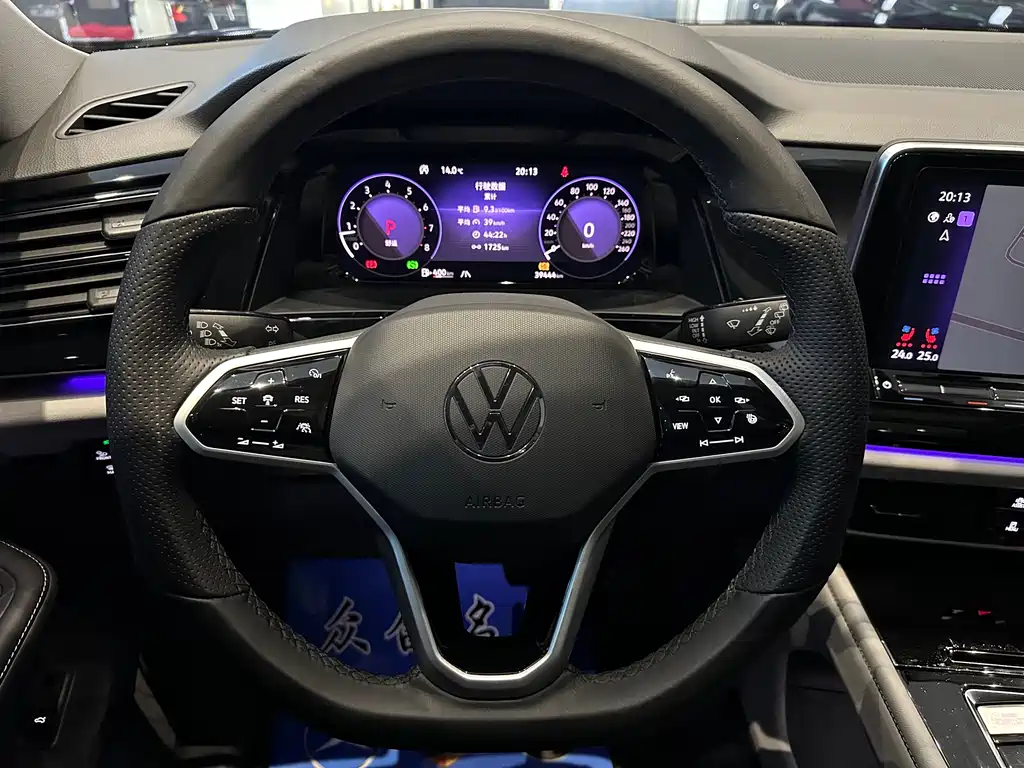 Touron 2024 380TSI four-wheel drive Dragon Edition купить на сайте DeffCars