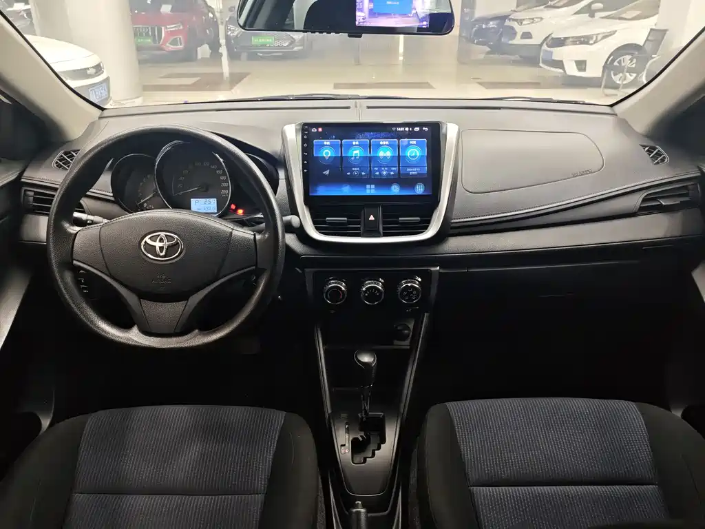 YARiS L 2021 1.5L CVT leading version купить на сайте DeffCars