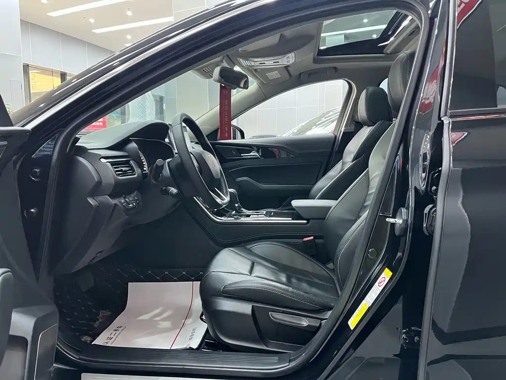 Hongqi H5 2019 30TD Smart Edition купить на сайте DeffCars