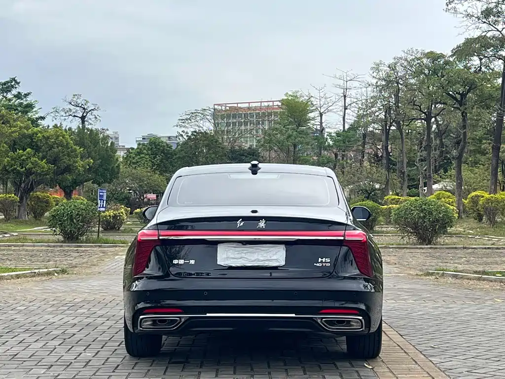 Hongqi H5 2023 2.0T Automatic Zhilianqichang Edition купить на сайте DeffCars