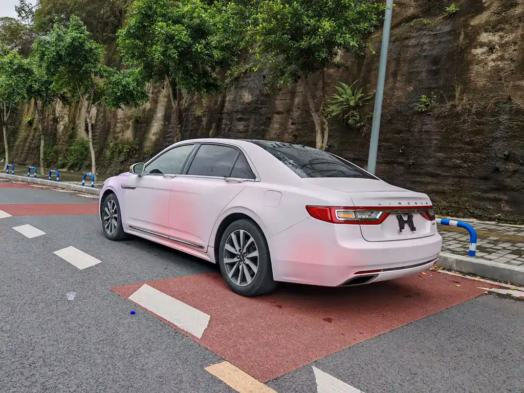 Lincoln Continental 2017 2.0T Two-wheel drive Exclusive Edition купить на сайте DeffCars