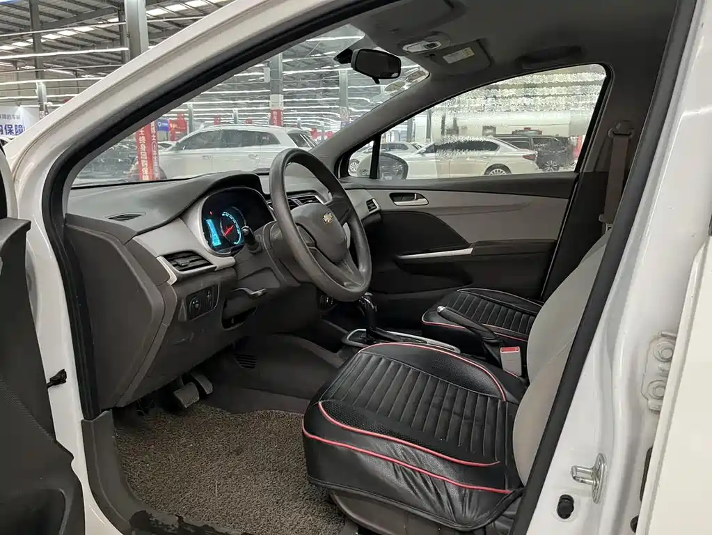 LeFeng RV 2018 1.5L Automatic Smooth Edition купить на сайте DeffCars