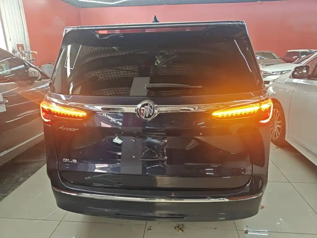 Buick GL8 2021 Avenir Four-seater Premium Edition купить на сайте DeffCars