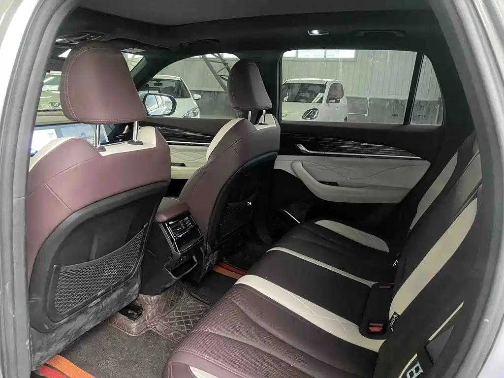 Xingyue L (Monjaro) 2024 2.0TD high-power automatic two-wheel drive cloud version купить на сайте DeffCars
