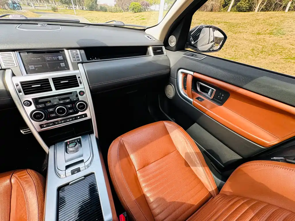 Discovery Shenxing imported 2015 2.0T HSE LUXURY купить на сайте DeffCars