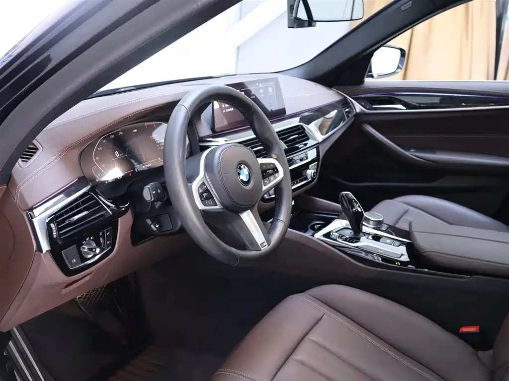 BMW 5 Series 2020 525Li M Sports Package купить на сайте DeffCars