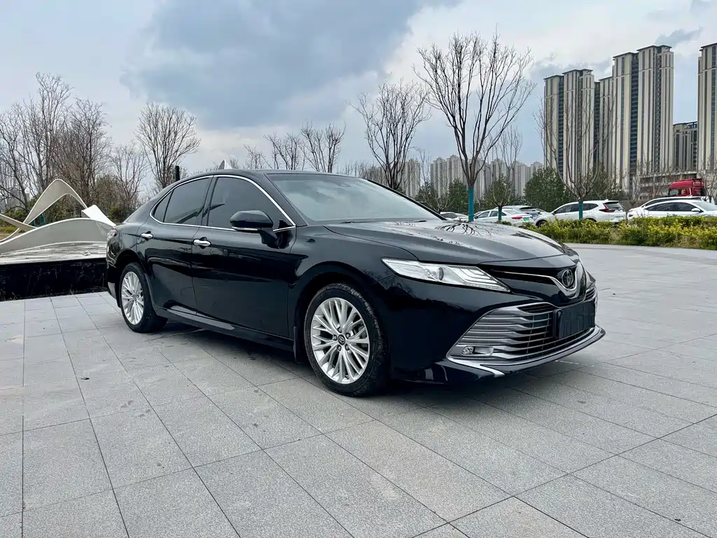 Camry 2019 2.5G Deluxe Edition National V купить на сайте DeffCars